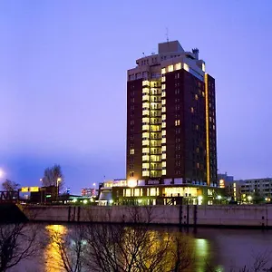 Hi International Hotell